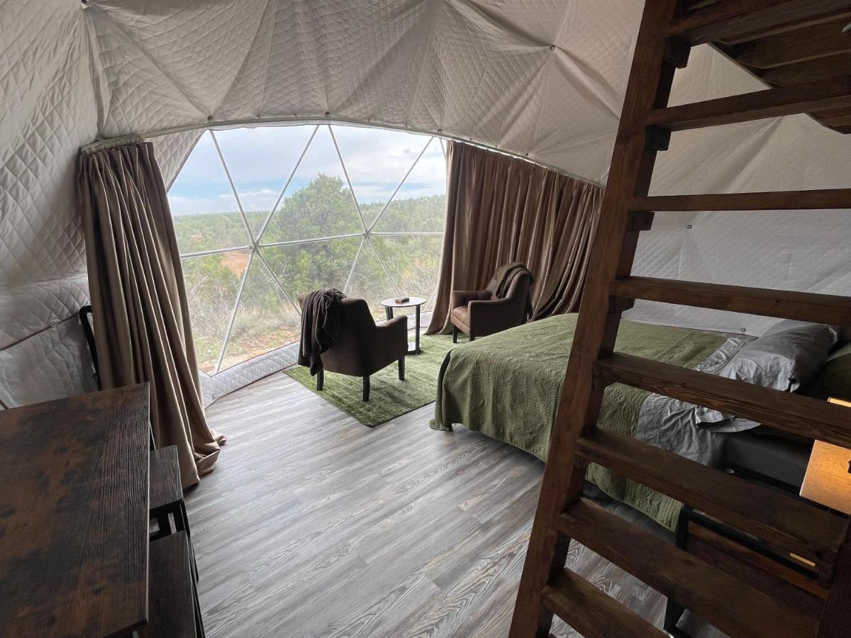 Canyon Rim Domes - A Luxury Glamping Experience!! Monticello Luaran gambar
