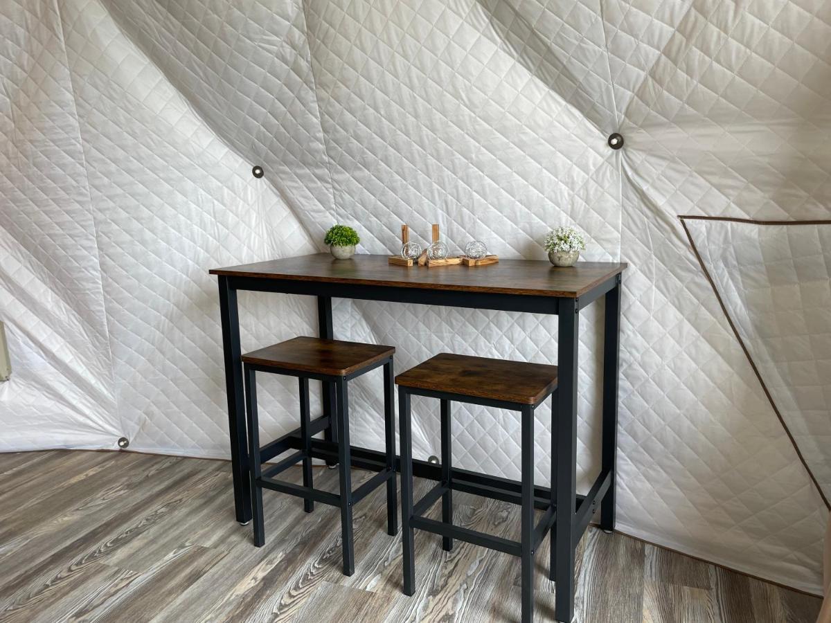 Canyon Rim Domes - A Luxury Glamping Experience!! Monticello Luaran gambar