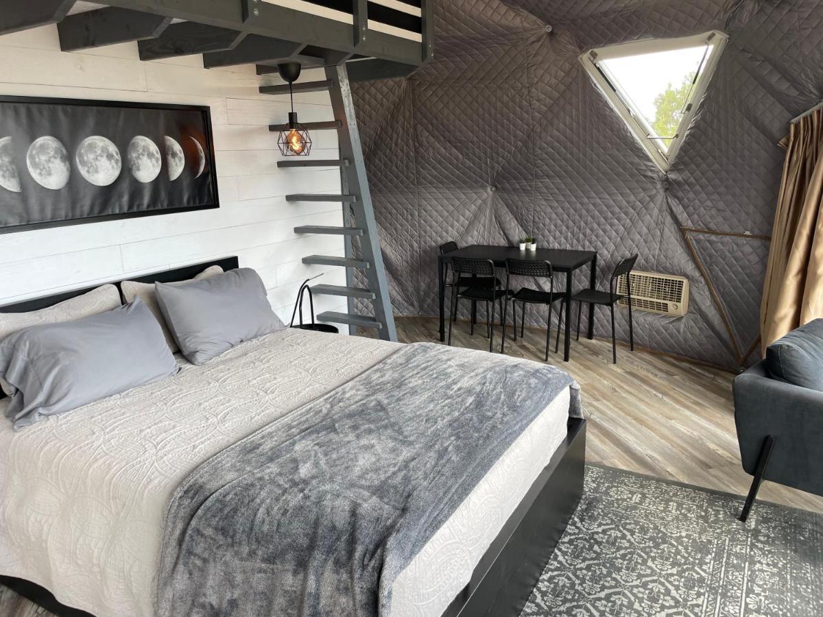 Canyon Rim Domes - A Luxury Glamping Experience!! Monticello Luaran gambar