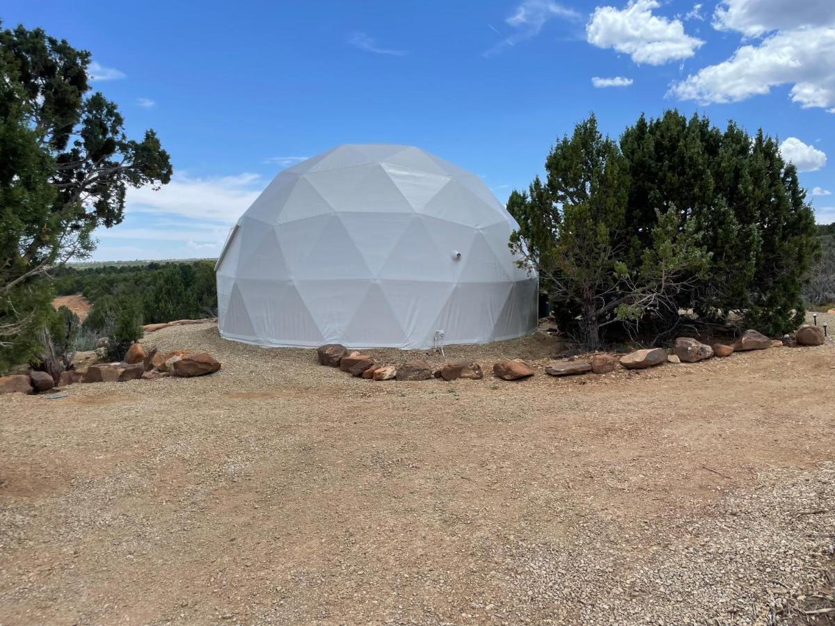 Canyon Rim Domes - A Luxury Glamping Experience!! Monticello Luaran gambar