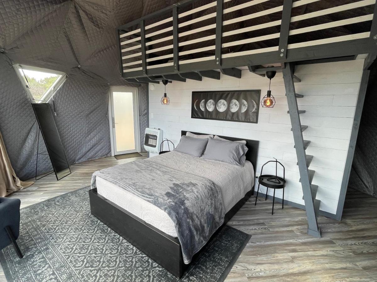 Canyon Rim Domes - A Luxury Glamping Experience!! Monticello Luaran gambar