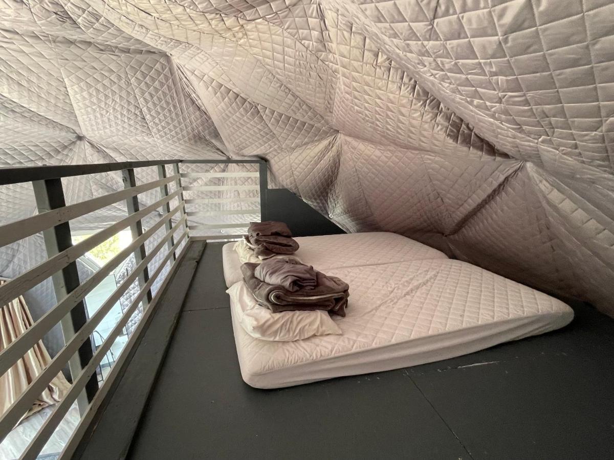 Canyon Rim Domes - A Luxury Glamping Experience!! Monticello Luaran gambar