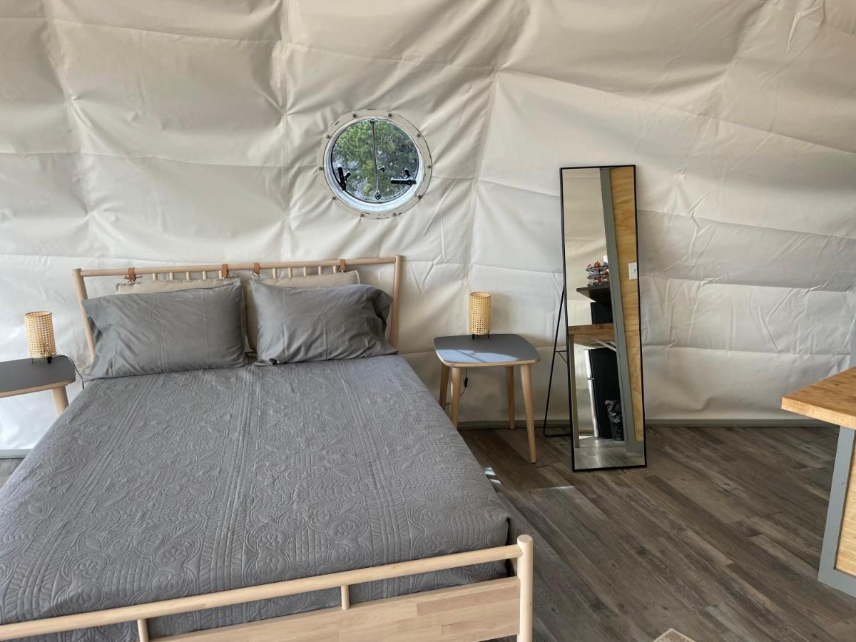 Canyon Rim Domes - A Luxury Glamping Experience!! Monticello Luaran gambar